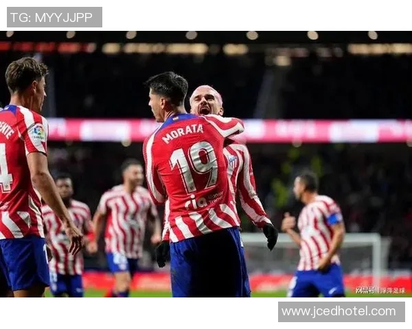 马德里竞技与曼联的历史交锋回顾与战术分析