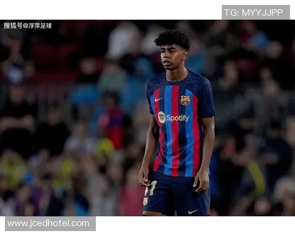 马丁内斯的传奇人生与足球梦想：从草根到巅峰的奋斗故事